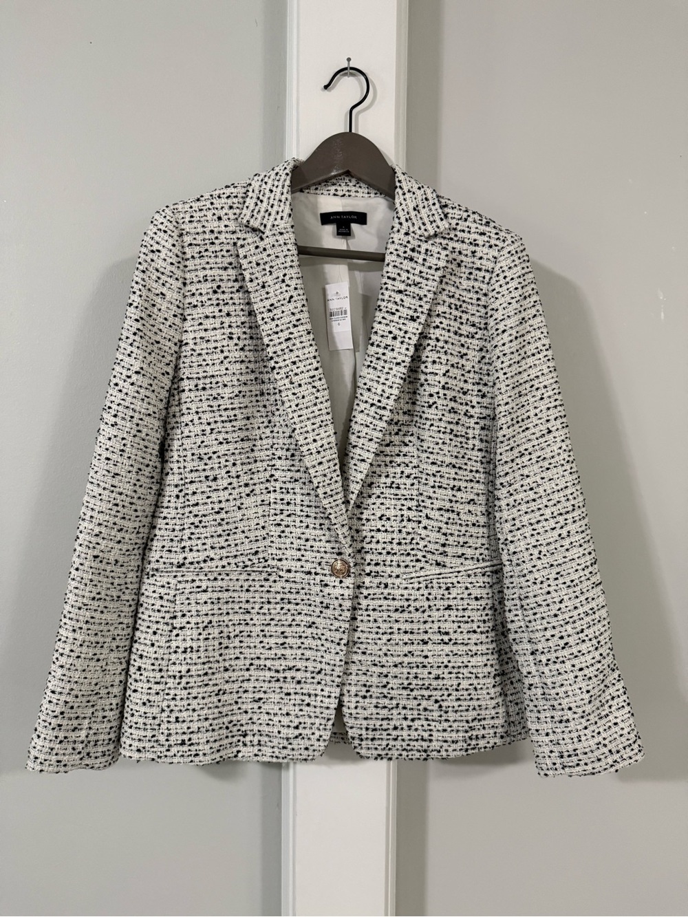Ann Taylor White and Black Tweed Blazer Jacket